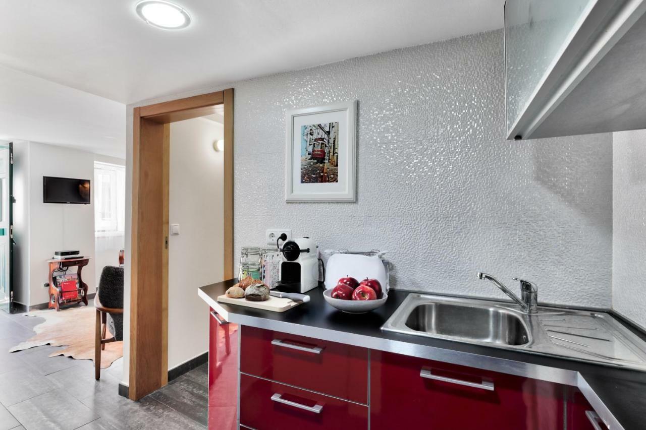 Appartamento Alfama Cosy & Charming Lisbona Esterno foto