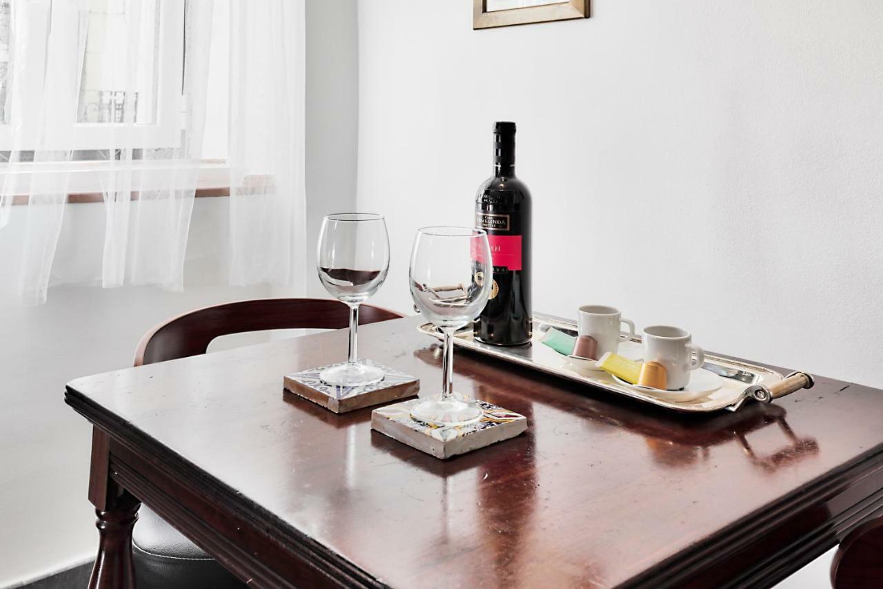 Appartamento Alfama Cosy & Charming Lisbona Esterno foto